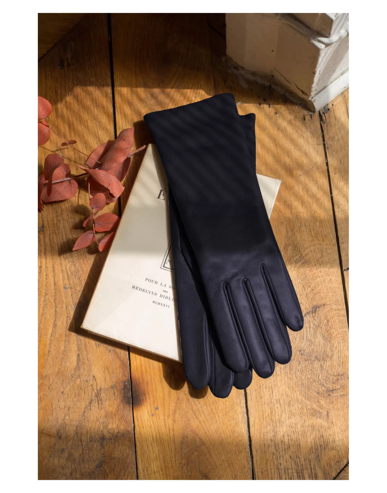 Agnelle Leather Gloves | Christina Cashmere Lining Baltique