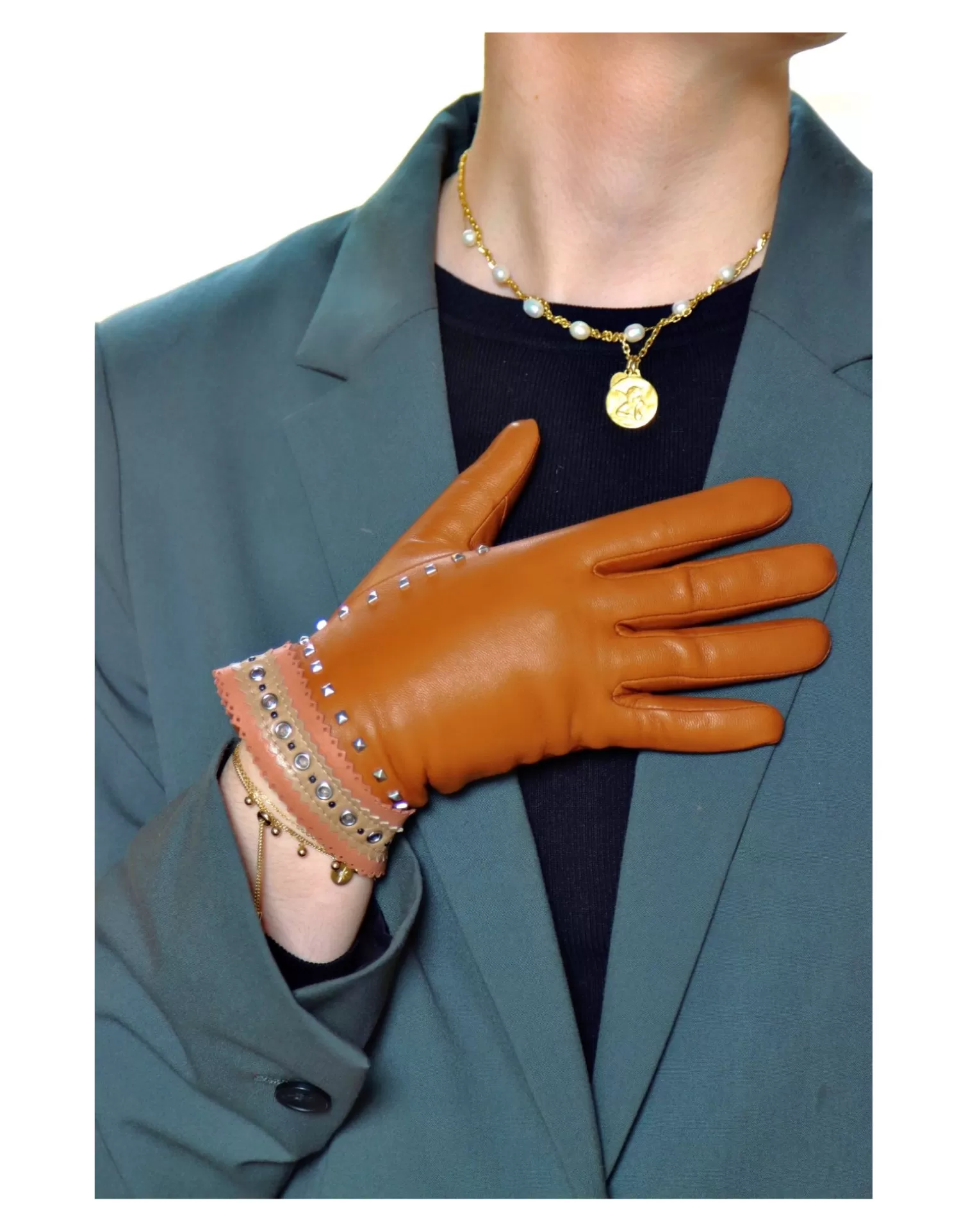 Agnelle Leather Gloves | Gant Dame Cuir Agneau Avec Oeillets & Pyramides Double Alpaga Toscana