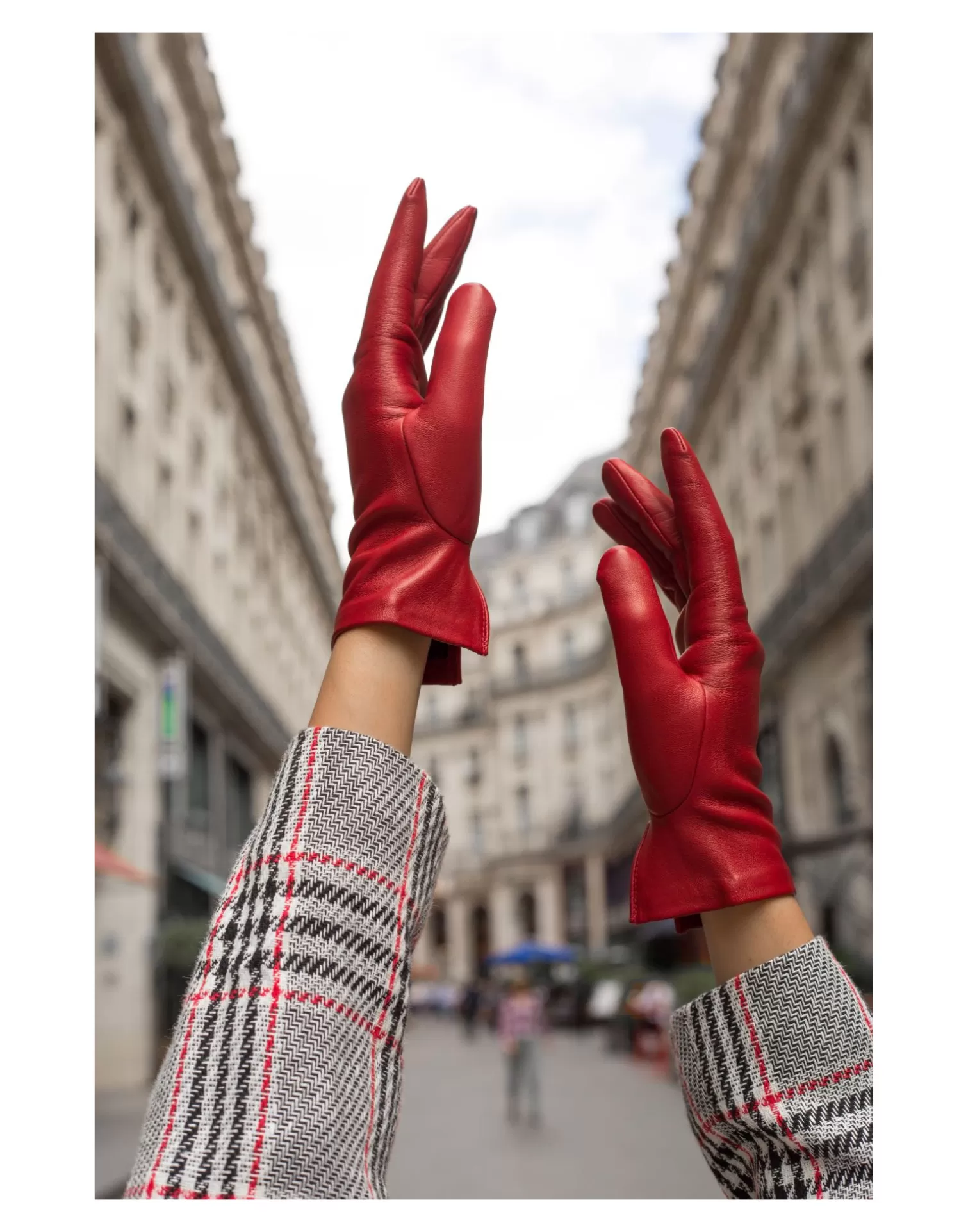 Agnelle Leather Gloves | Kate Silk Lining Cardinal