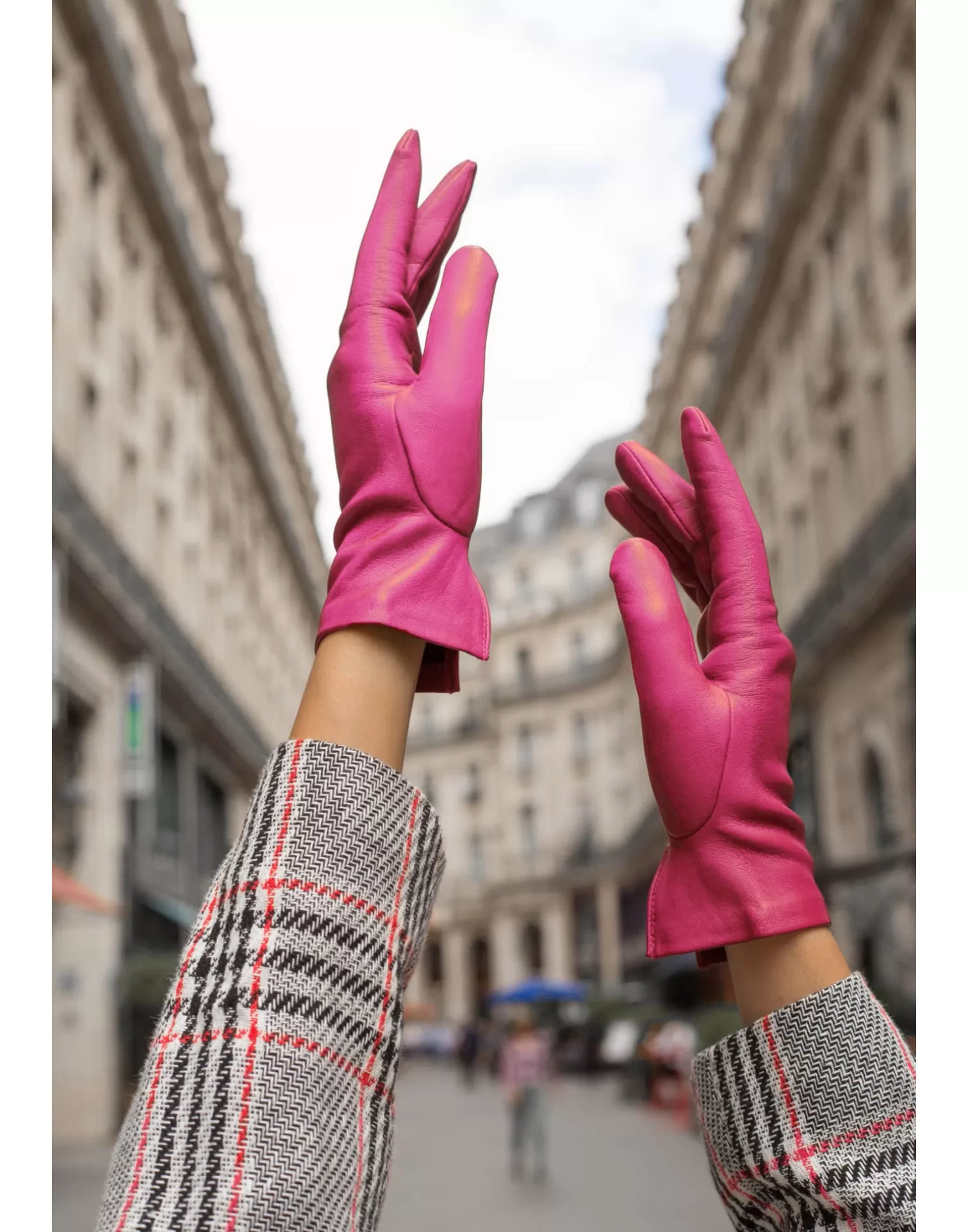 Agnelle Leather Gloves | Kate Silk Lining Framboise