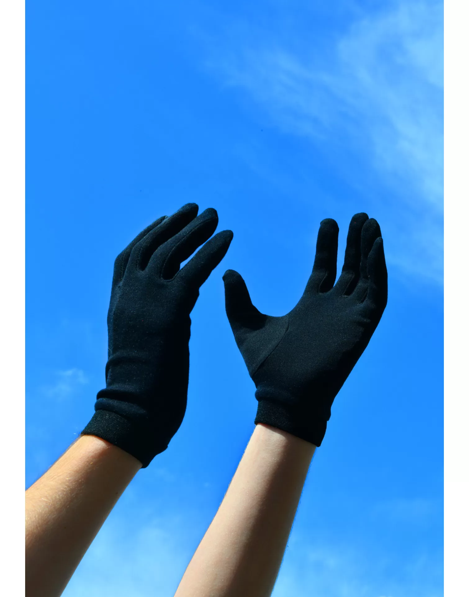 Agnelle Fabric Gloves | Men's Silk Underglove Black