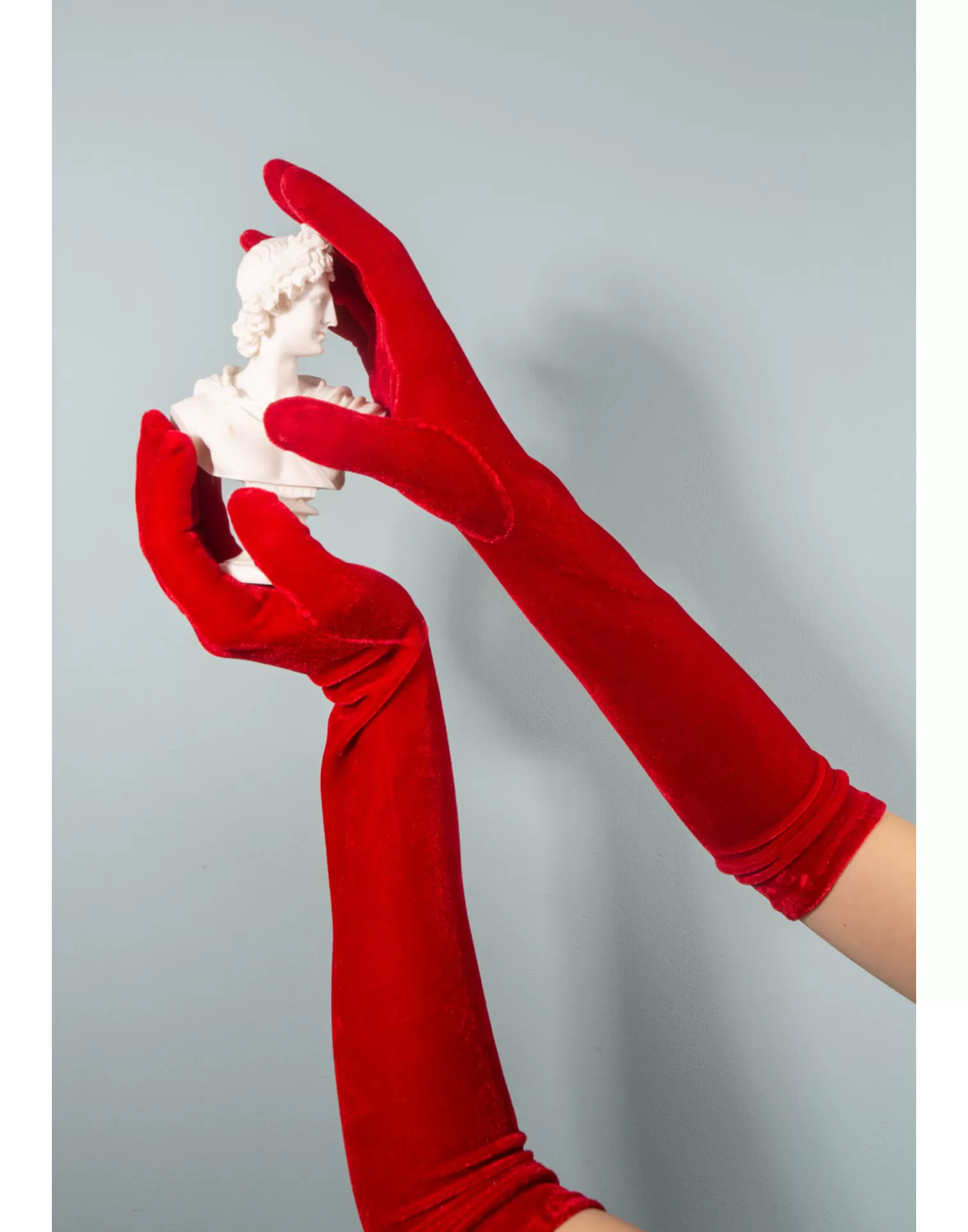 Agnelle Fabric Gloves | Op Ra Velvet Red