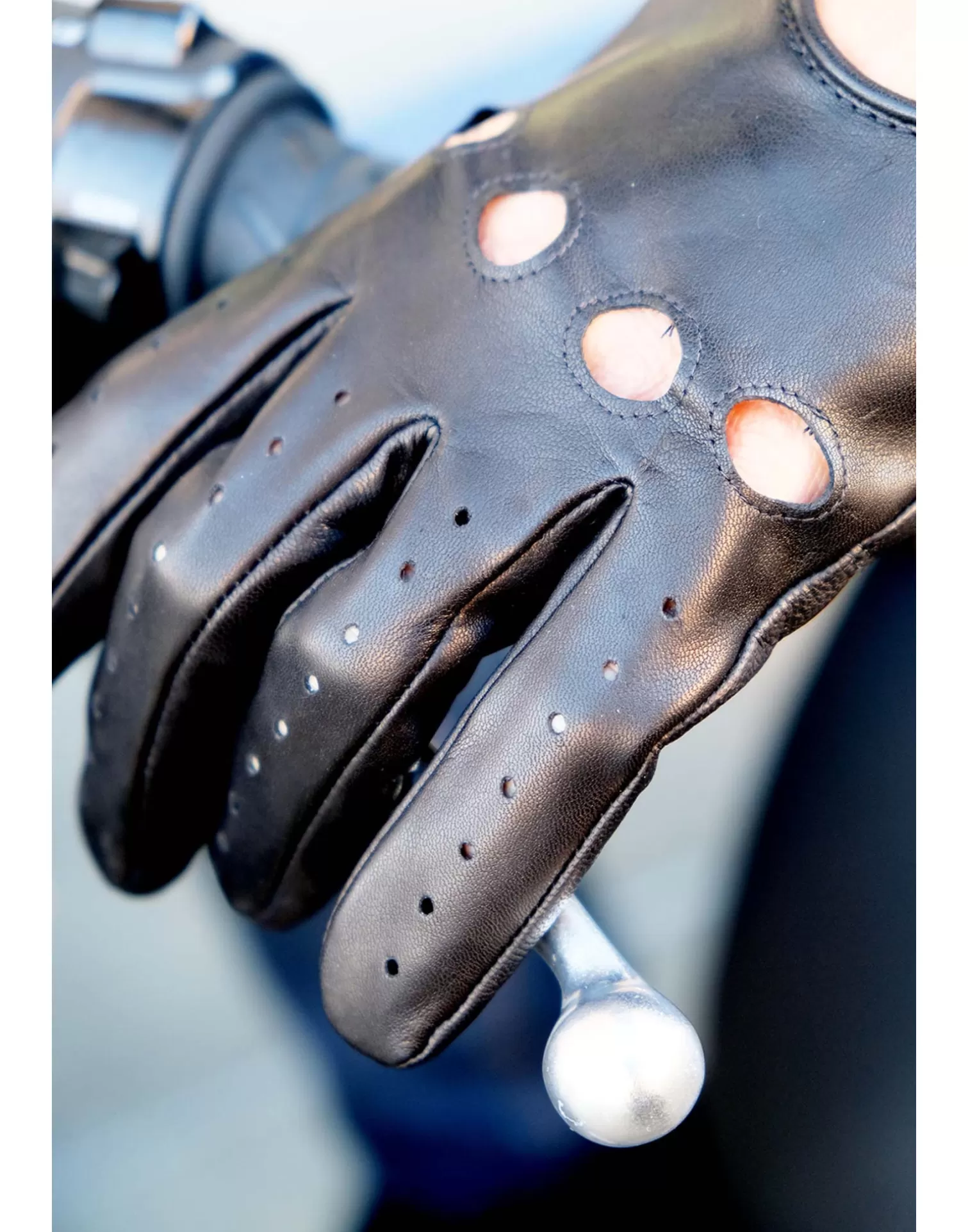 Agnelle Motorcycle & Bike Gloves | Unlined Sam Tnoir